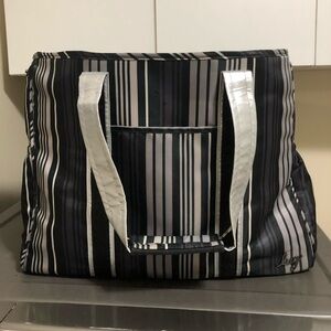 Large Lug bag, black & white